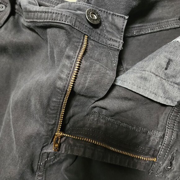 AG Adriano Goldschmied Black Wash The Graduate Tailored Leg Jeans - Picture 3 of 7